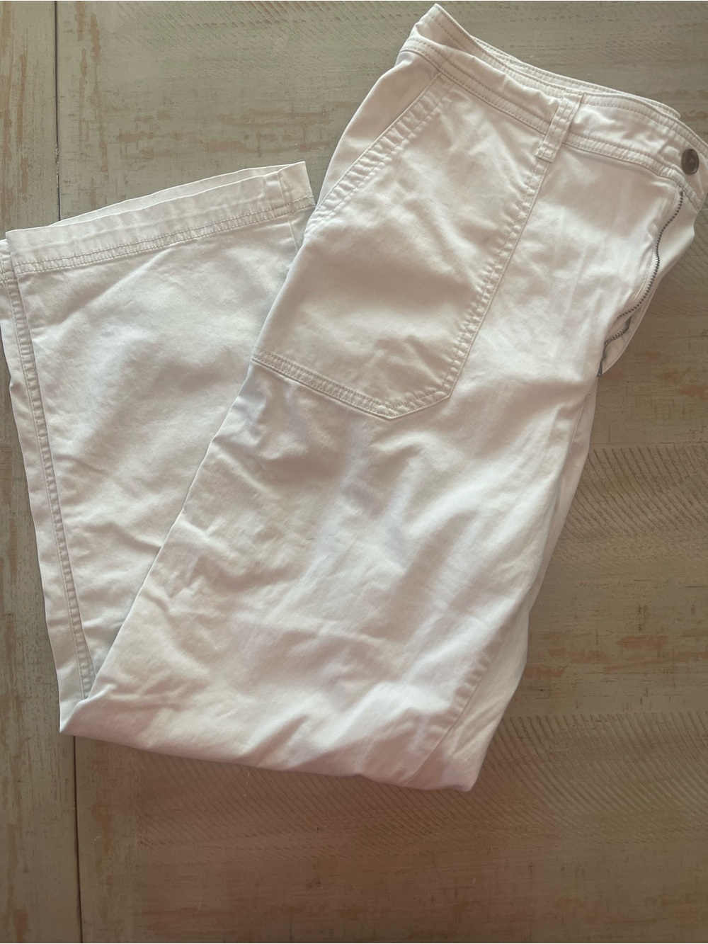 Gap Women’s Utility Khaki Pants